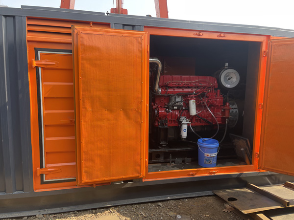 盐边哪些因素会影响 200KW 柴油发电机的燃油消耗率？