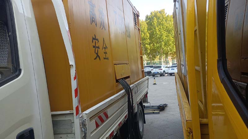 盐边如何判断柴油发电机组和UPS电源的切换时间是否符合要求？